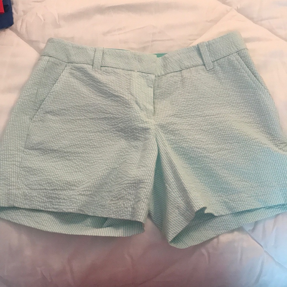 Size 4 green seersucker shorts JCREW